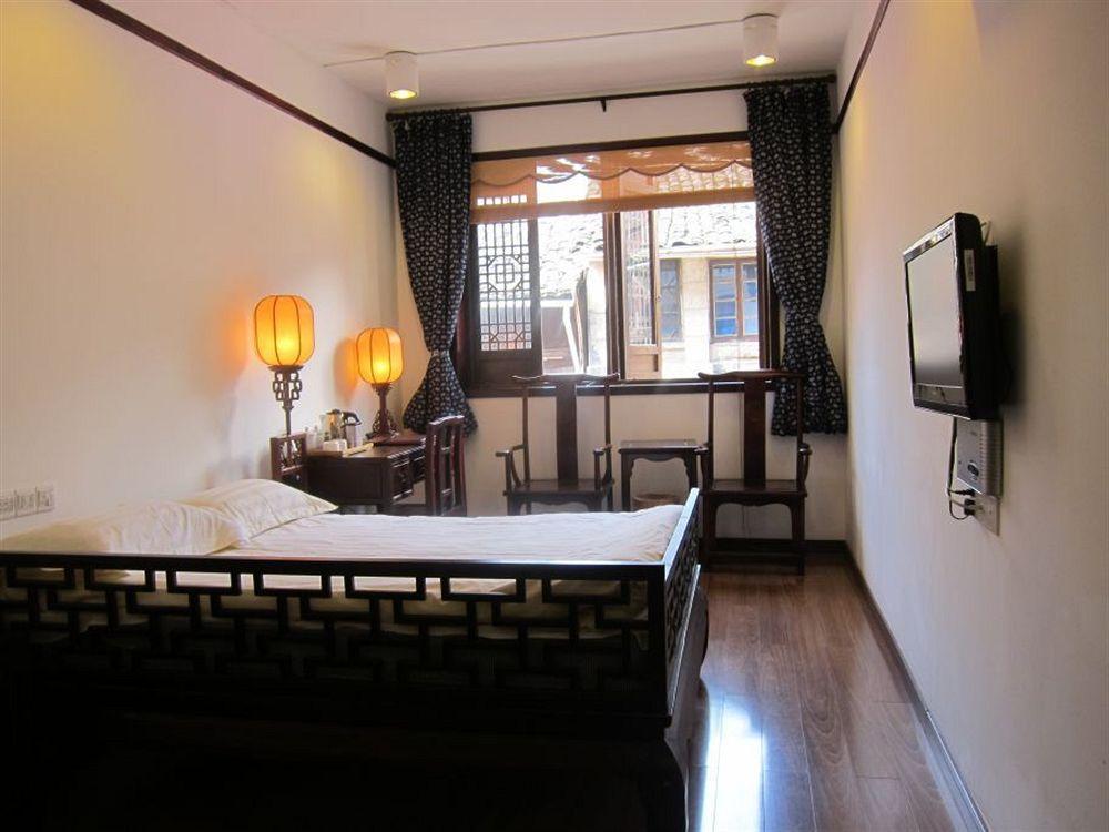 Tun XI Lodge Montes Huang Exterior foto
